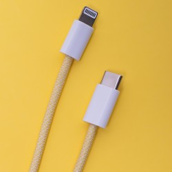 Maxlife kabel MXUC-06 USB-C - Lightning 1,0 m 20W żółty nylonowy