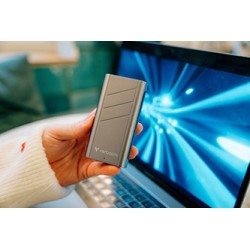 SSD Zewnętrzny Verbatim TurboMetal SSD, 32021, 1000GB, Nero Backup, Srebrny, w zestawie kabel USB-C 20 cm, M.2, USB C, 1TB