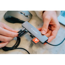USB-C Hub wieloportowy 7-port, 32158, szary, długość kabla 18 cm, Verbatim, USB-C 3.2 Gen 1, USB-C PD, 2 x USB-A 3.2 Gen 1, SD