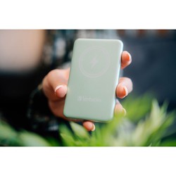 Verbatim powerbank z ładowaniem bezprzewodowym 5V, ładowanie telefonu, 32241, 5 000mAh, Mocowanie magnetyczne, zielona