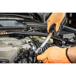 Klucz dynamometryczny z zestawem końcówek, 08-821, 21 szt, rozmiar 1/4,  5 - 25 Nm, walizka,, NEO TOOLS