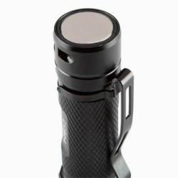 Latarka akumulatorowa, 1xxLED, 1x2200 mAh, czarna, 20W, 2000 lumenów, czas działania 4 godziny